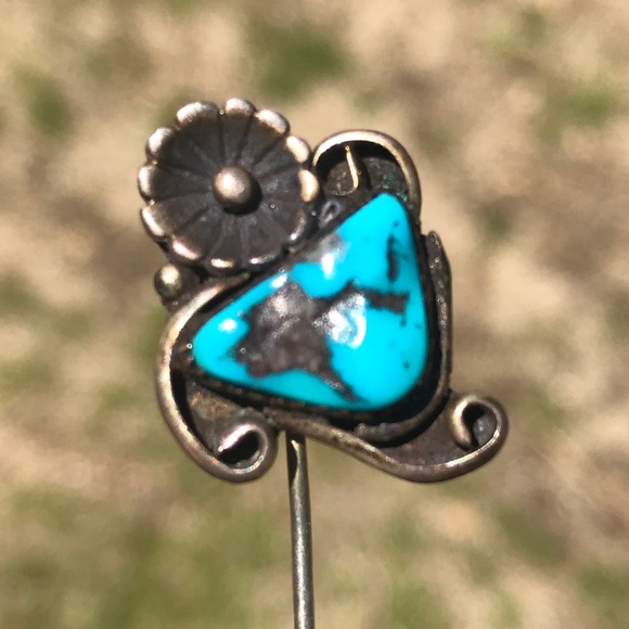 Jewelry - NAVAJO SLEEPING BEAUTY TURQUOISE SILVER  PIN 1970s